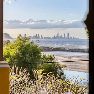 Currumbin Beachside Retreat Holiday home Gold Coast