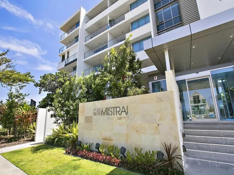 Hotel Harbour Quays Apartments Gold Coast