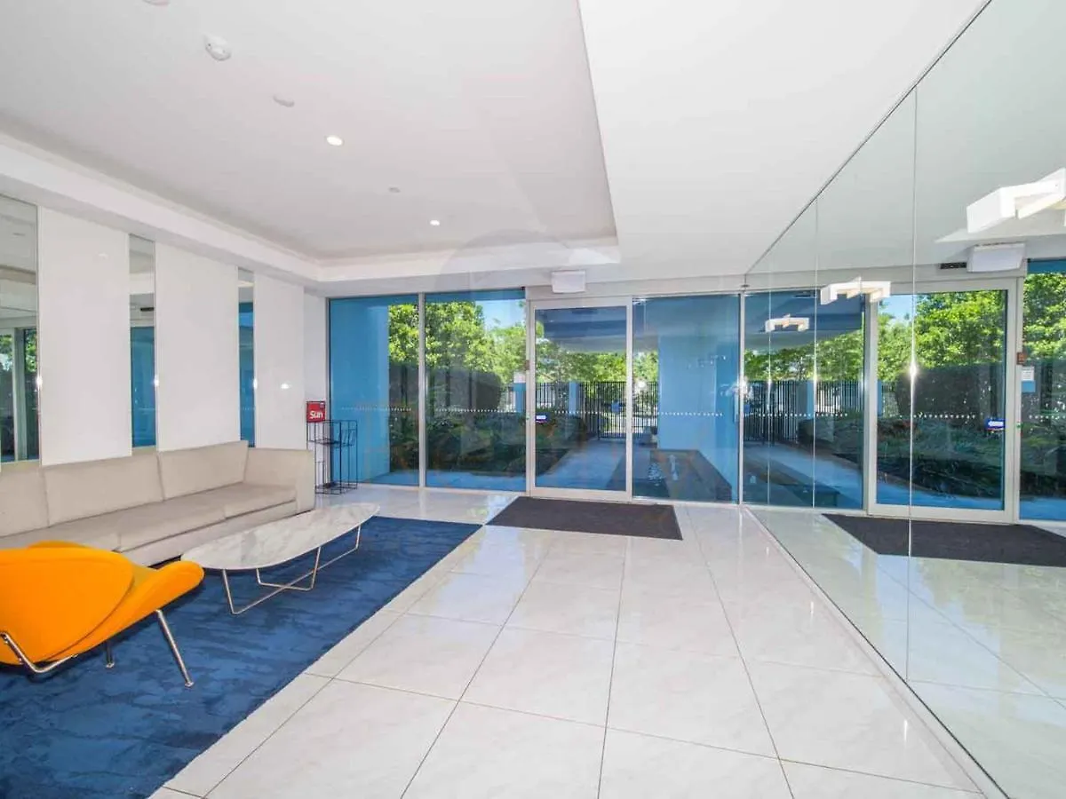 Harbour Quays Apartments Gold Coast Hotel