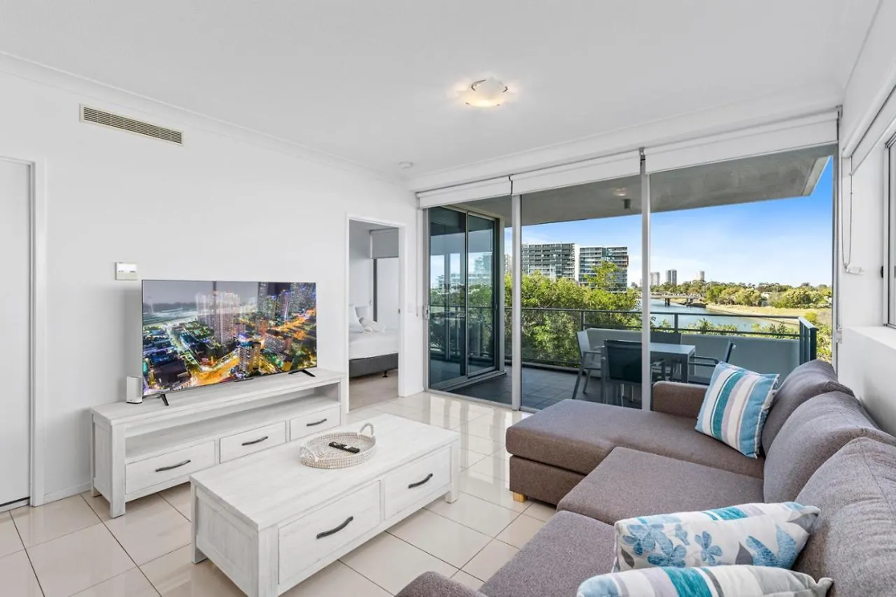**** Hotel Harbour Quays Apartments Gold Coast Australia