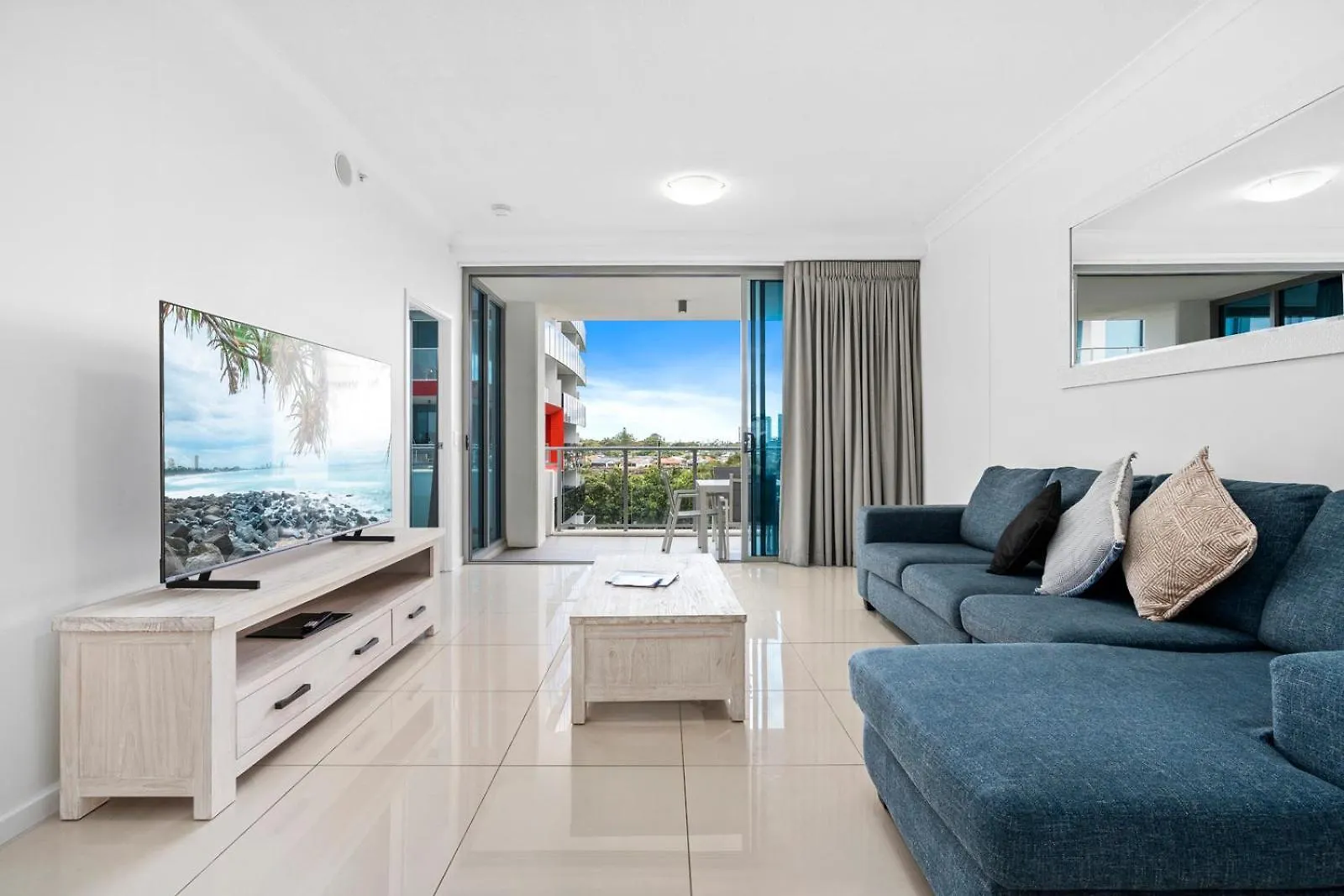 Hotel Harbour Quays Apartments Gold Coast