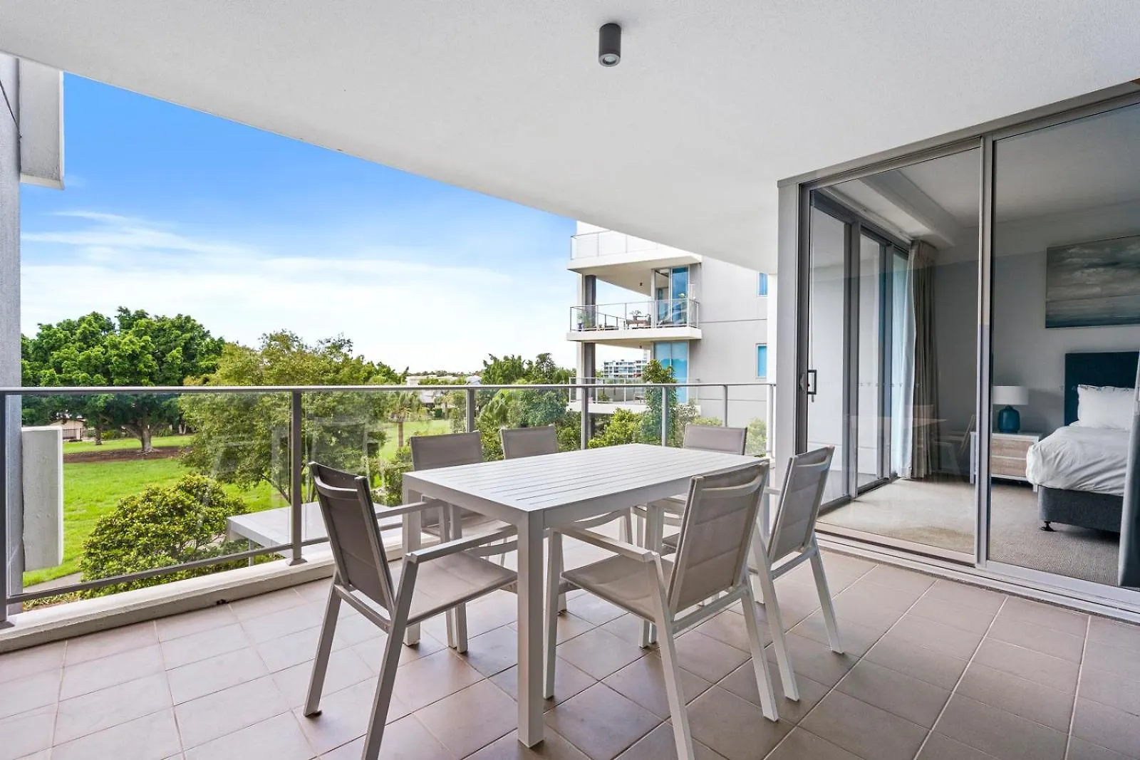 Harbour Quays Apartments Gold Coast Hotel
